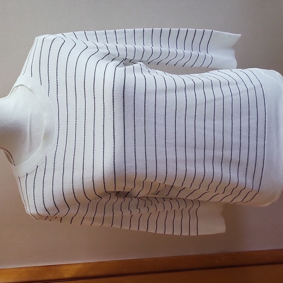 Vince Striped Lightweight Cotton Knit Top White/Black Size Large - Picture 2 of 9